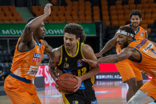 会格外卖力 会格外卖力